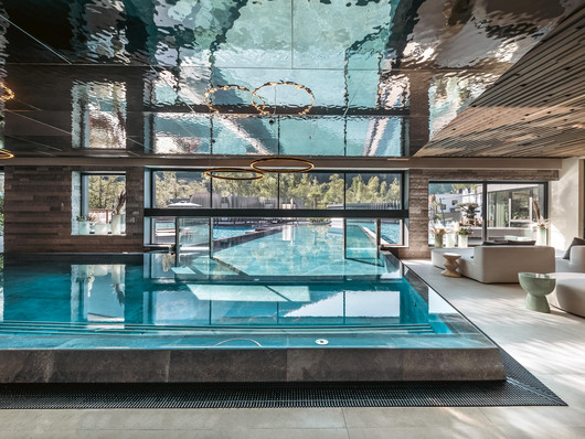 Ihr 5-Sterne-Hotel in Südtirol mit jeglichem Luxus Ihr 5-Sterne-Hotel in Südtirol mit jeglichem Luxus