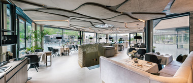 Ihr 5-Sterne-Hotel in Südtirol mit jeglichem Luxus Ihr 5-Sterne-Hotel in Südtirol mit jeglichem Luxus